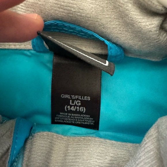 Northface Windbreaker jacket - Picture 3 of 3